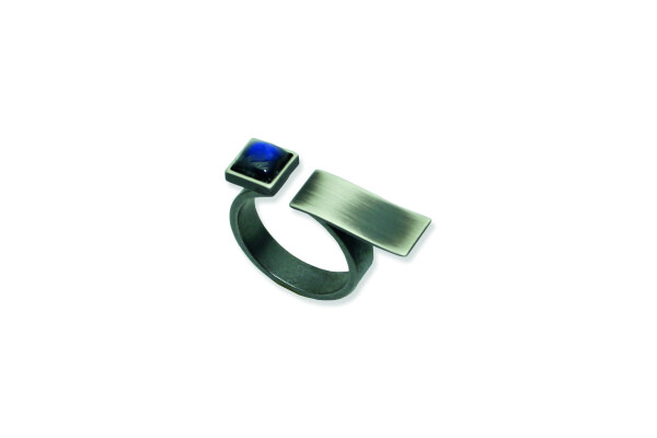 Ring Silber 925 oxidiert,  Mondstein blau