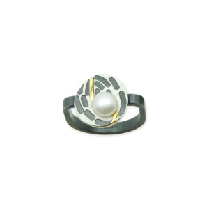 Ring Silber 925 oxidiert, poliert undSilber vergoldet, Süßwasserperle weiß